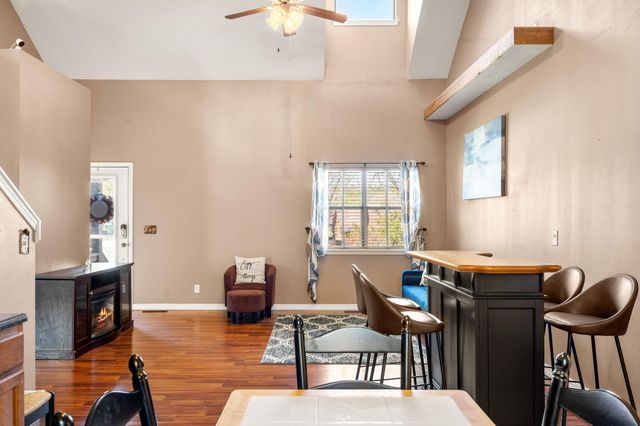 145 Whispering Pine Way, Hollister, MO 65672