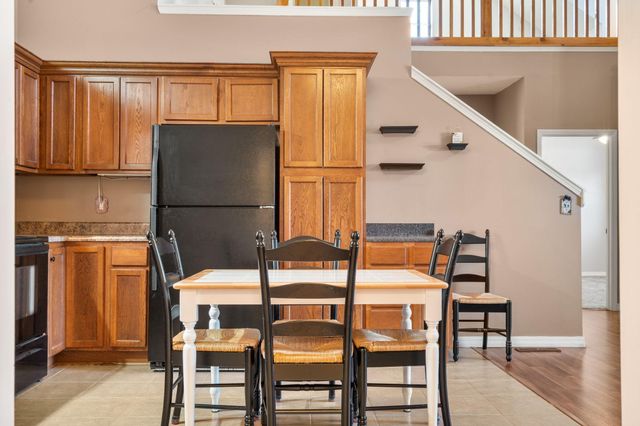 145 Whispering Pine Way, Hollister, MO 65672