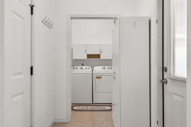 145 Whispering Pine Way, Hollister, MO 65672