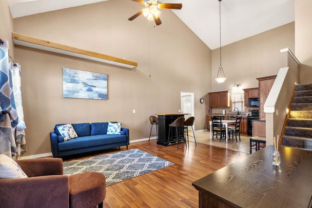 145 Whispering Pine Way, Hollister, MO 65672