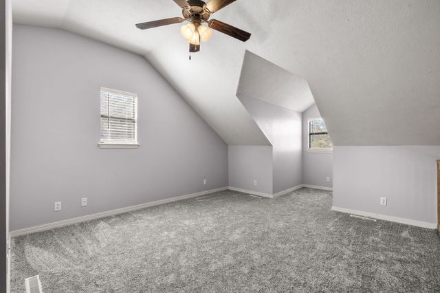 145 Whispering Pine Way, Hollister, MO 65672