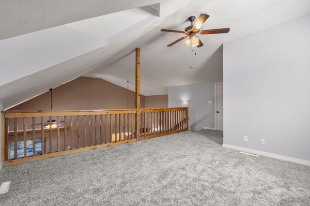 145 Whispering Pine Way, Hollister, MO 65672