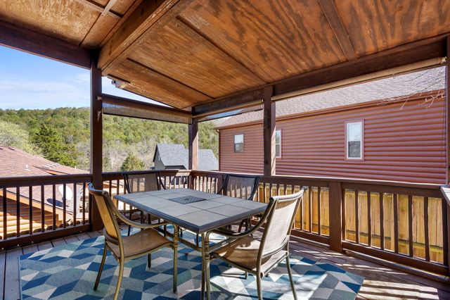 145 Whispering Pine Way, Hollister, MO 65672