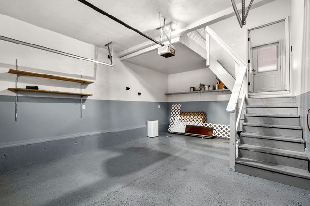 145 Whispering Pine Way, Hollister, MO 65672