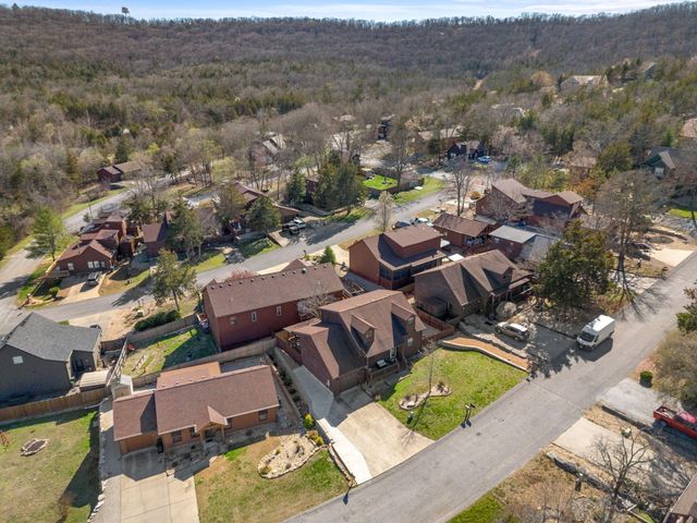 145 Whispering Pine Way, Hollister, MO 65672