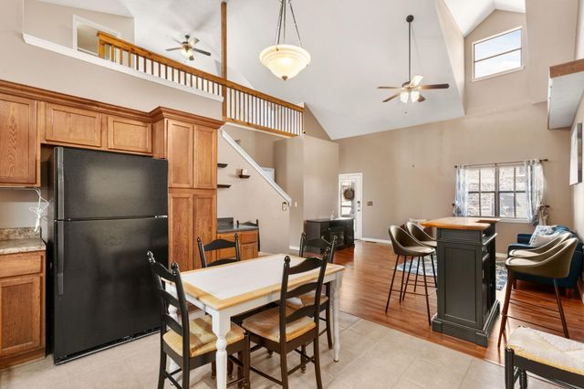 145 Whispering Pine Way, Hollister, MO 65672