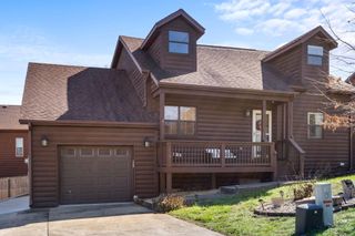 145 Whispering Pine Way, Hollister, MO 65672