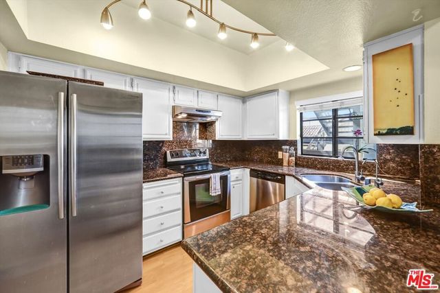 1313 Valley View Road 213, Glendale, CA 91202