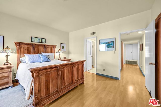 1313 Valley View Road 213, Glendale, CA 91202