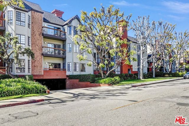 1313 Valley View Road 213, Glendale, CA 91202