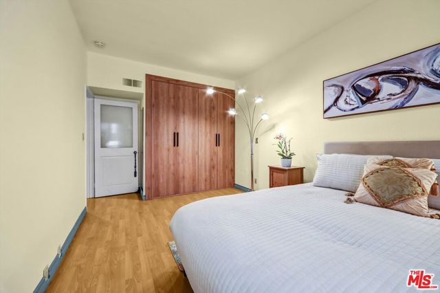 1313 Valley View Road 213, Glendale, CA 91202