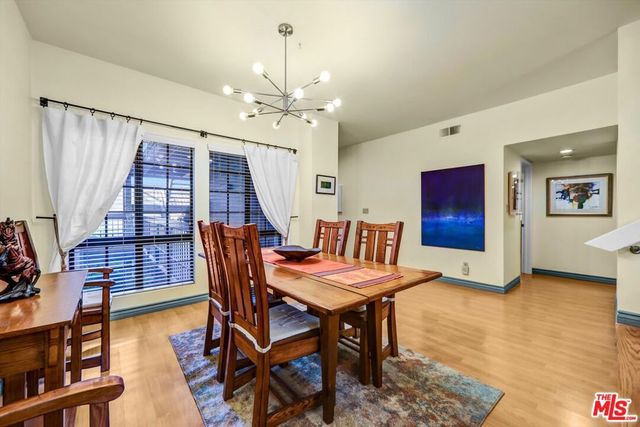 1313 Valley View Road 213, Glendale, CA 91202