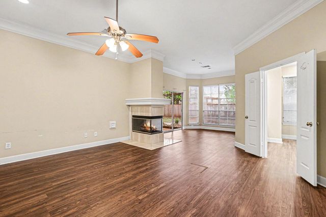 34 Watermill Place, Sugar Land, TX 77479
