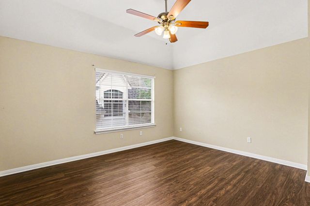 34 Watermill Place, Sugar Land, TX 77479
