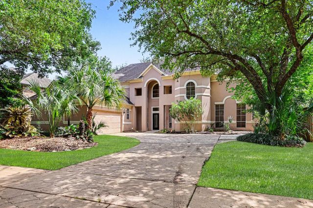 34 Watermill Place, Sugar Land, TX 77479