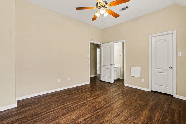 34 Watermill Place, Sugar Land, TX 77479