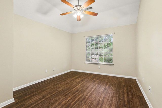 34 Watermill Place, Sugar Land, TX 77479