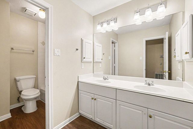 34 Watermill Place, Sugar Land, TX 77479