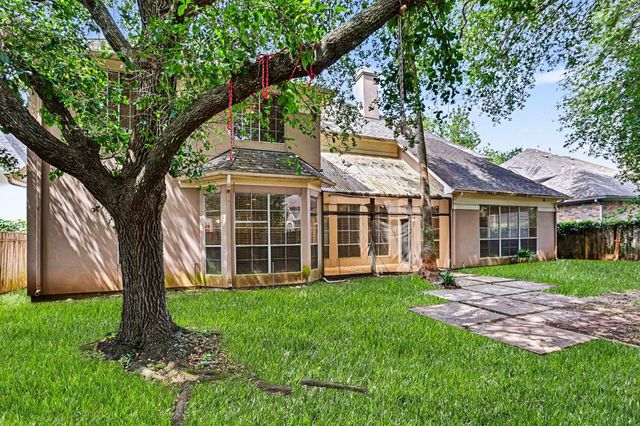 34 Watermill Place, Sugar Land, TX 77479