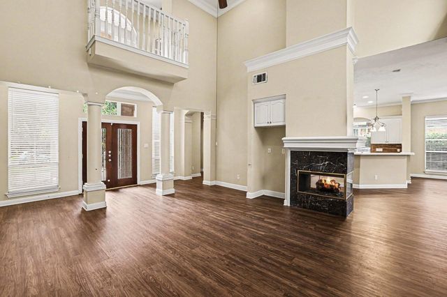 34 Watermill Place, Sugar Land, TX 77479