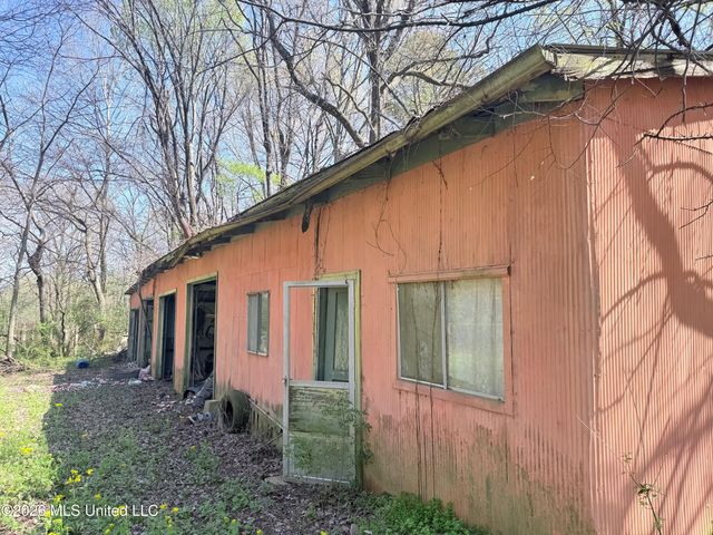 2943 Plum Point Road, Southaven, MS 38672