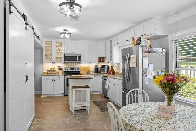 76 Shadow Lane, Rome, GA 30165