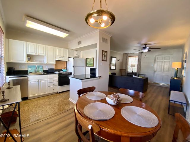 213 Bendel Road 208, Lafayette, LA 70503
