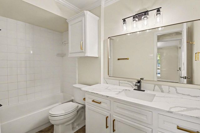 11726 Fallwood Drive, Houston, TX 77065