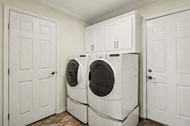 11726 Fallwood Drive, Houston, TX 77065