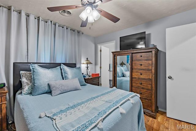 8 Elizabeth Road, Sikeston, MO 63801