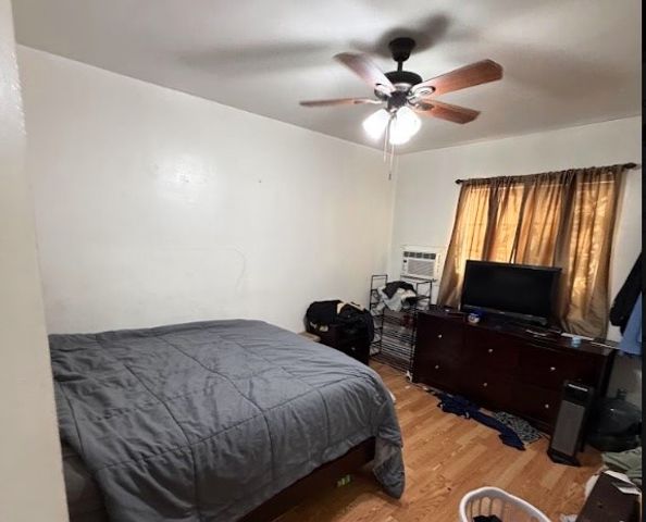 2901 Webster, Long Beach, CA 90810