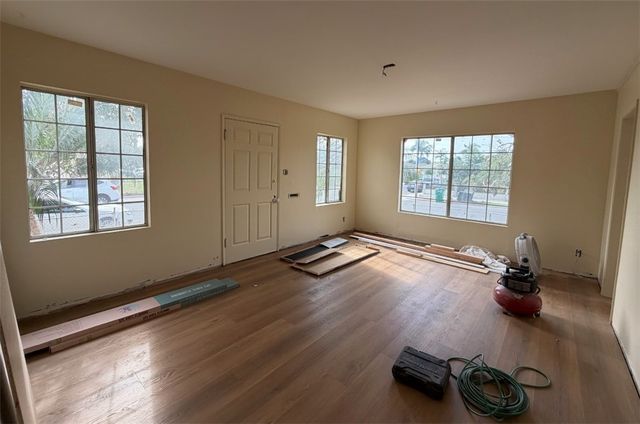 2901 Webster, Long Beach, CA 90810