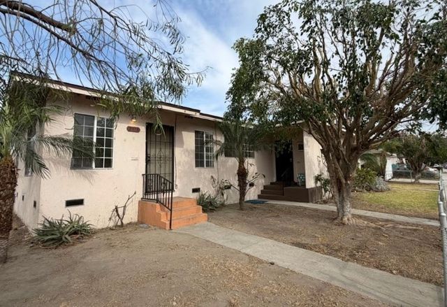 2901 Webster, Long Beach, CA 90810