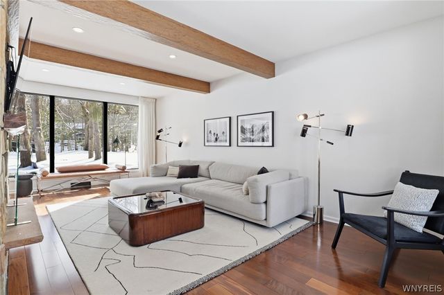 11 Chase Road, Orchard Park, NY 14127