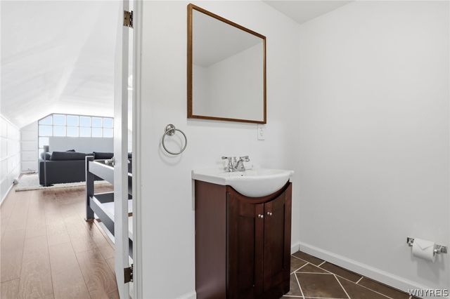 11 Chase Road, Orchard Park, NY 14127