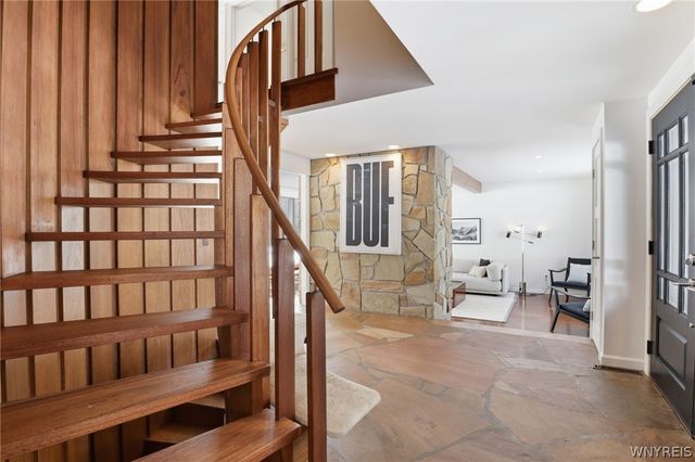 11 Chase Road, Orchard Park, NY 14127