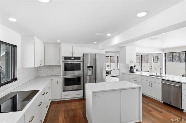 11 Chase Road, Orchard Park, NY 14127