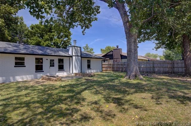 1009 W Memphis Street, Broken Arrow, OK 74012