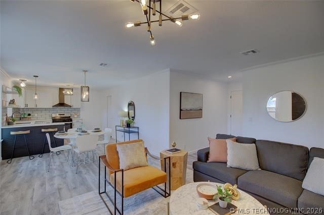 1009 W Memphis Street, Broken Arrow, OK 74012