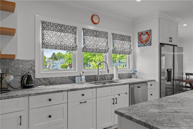 109 Carroll Avenue, Newport, RI 02840