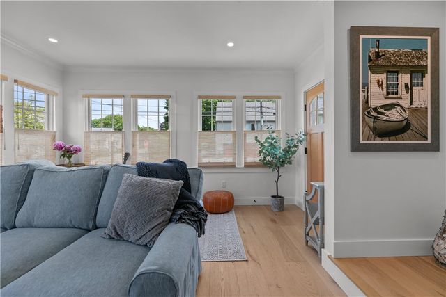 109 Carroll Avenue, Newport, RI 02840