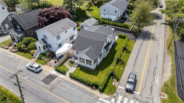 109 Carroll Avenue, Newport, RI 02840