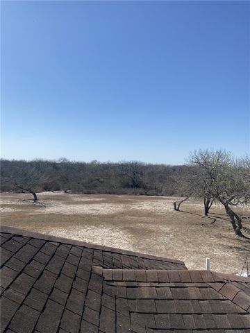 518 CR 2111, Alice, TX 78332