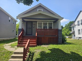2935 N Dr Lester Carter DRIVE, Milwaukee, WI 53206