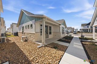 2150 Hofstaat 77, New Braunfels, TX 78130