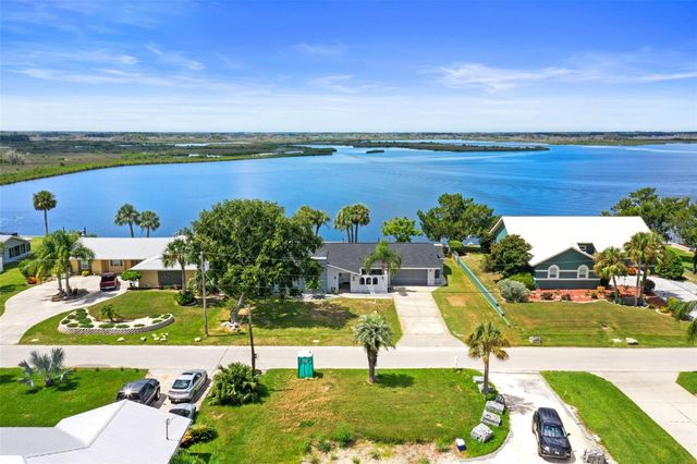 11930 W BAYSHORE DRIVE, Crystal River, FL 34429