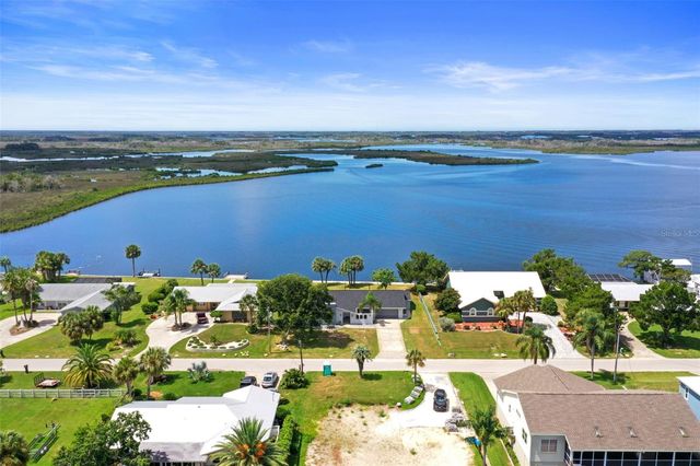 11930 W BAYSHORE DRIVE, Crystal River, FL 34429