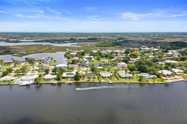 11930 W BAYSHORE DRIVE, Crystal River, FL 34429