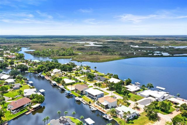 11930 W BAYSHORE DRIVE, Crystal River, FL 34429