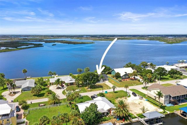 11930 W BAYSHORE DRIVE, Crystal River, FL 34429